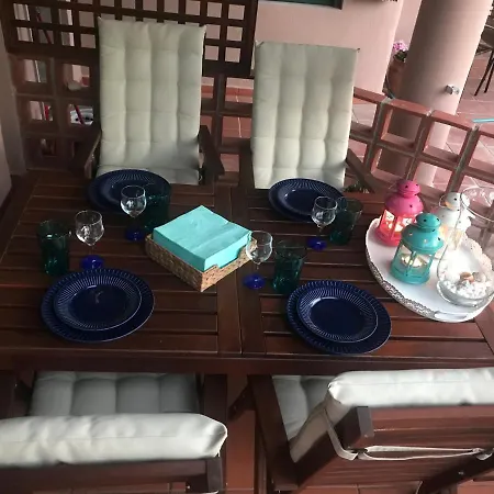 Four Seasons House * ניקיטי